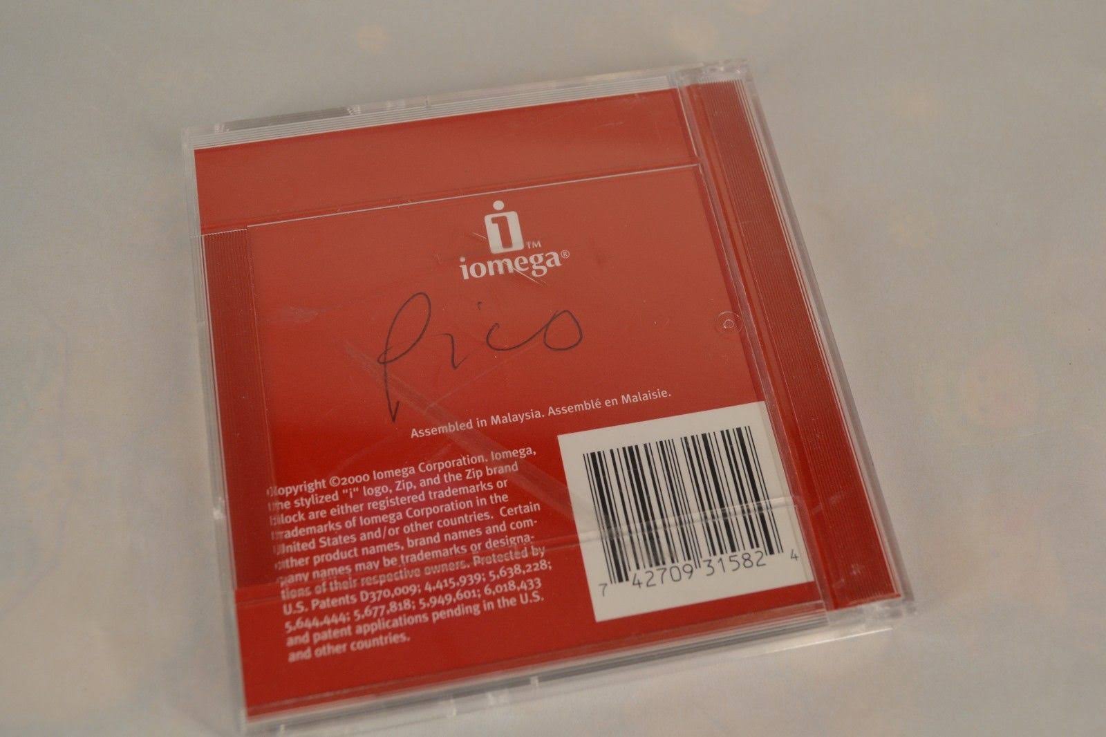 Iomega Zip 100 MB USB External Zip Drive with USB, Power Cord and 3 100Mb Discs - Image 8